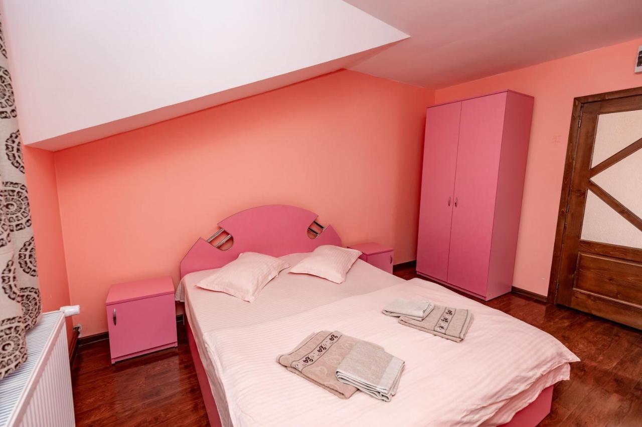 Hotel Complex Stefanesti Bozovici Zewnętrze zdjęcie